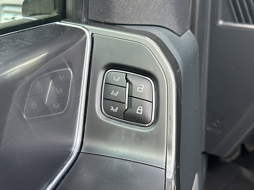 Used 2023 Ford F150 Lariat w/ Equipment Group 502A High image 14