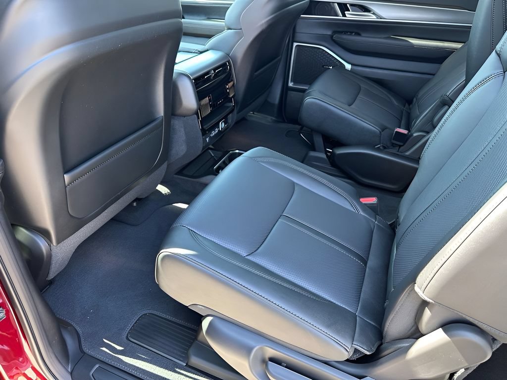 New 2026 Jeep Grand Wagoneer Limited AWD/4WD image 21