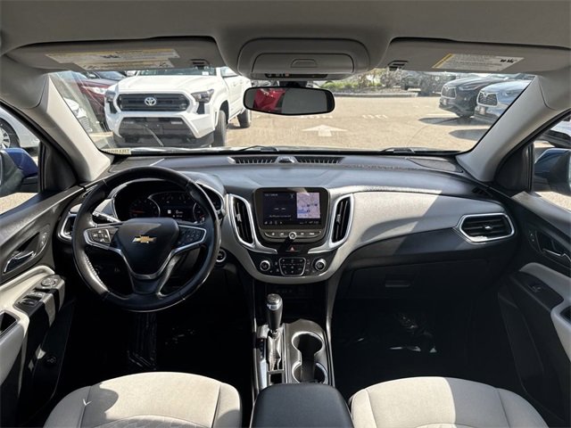 Used 2019 Chevrolet Equinox LT image 2
