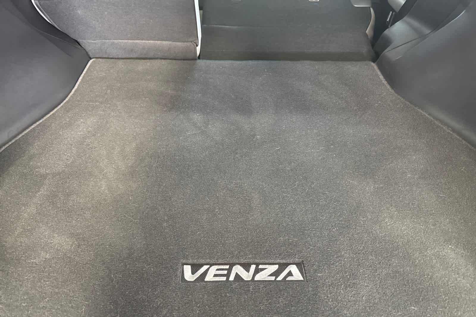 Used 2022 Toyota Venza Limited AWD/4WD image 15