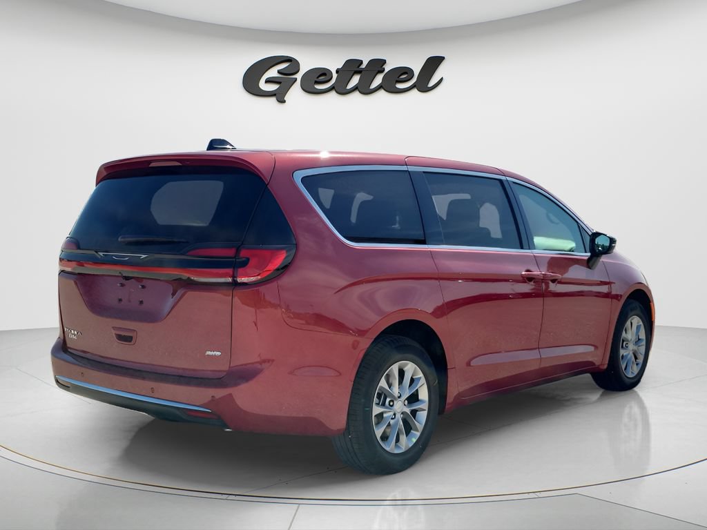 New 2027 Chrysler Pacifica Select AWD/4WD image 5