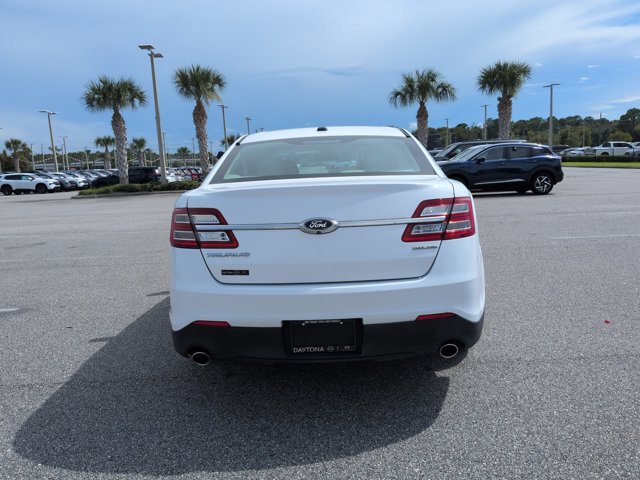 Used 2018 Ford Taurus SE FWD image 5