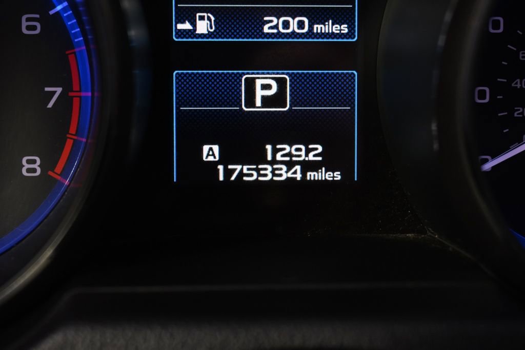 Used 2015 Subaru Outback 3.6R Limited image 27