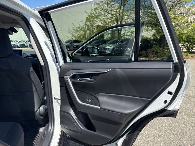 Used 2023 Toyota RAV4 XLE w/ XLE Grade Weather Package AWD/4WD image 32