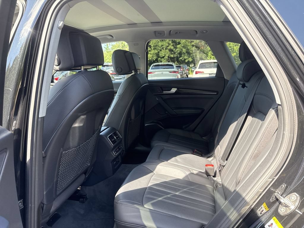 Used 2019 Audi Q5 2.0T Premium Plus w/ Premium Plus Package AWD/4WD image 25
