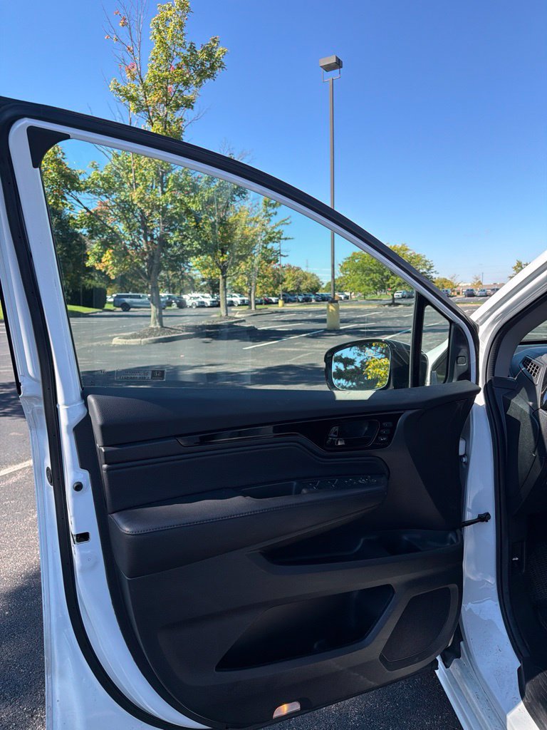 Certified 2024 Honda Odyssey Elite image 12