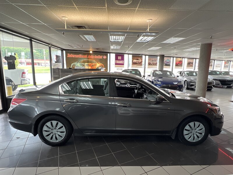 Used 2012 Honda Accord LX image 5