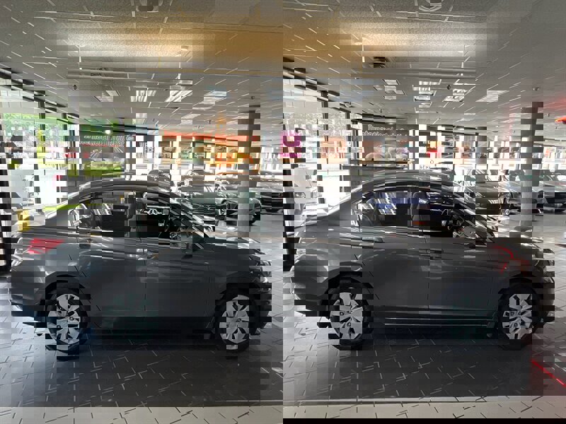 Used 2012 Honda Accord LX image 5