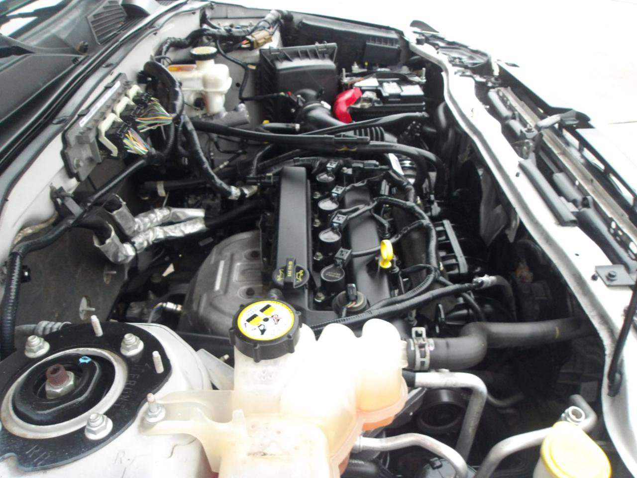 Used 2011 Ford Escape XLS w/ 102A Rapid Spec Order Code FWD image 25