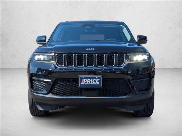 Used 2023 Jeep Grand Cherokee Laredo AWD/4WD video 2