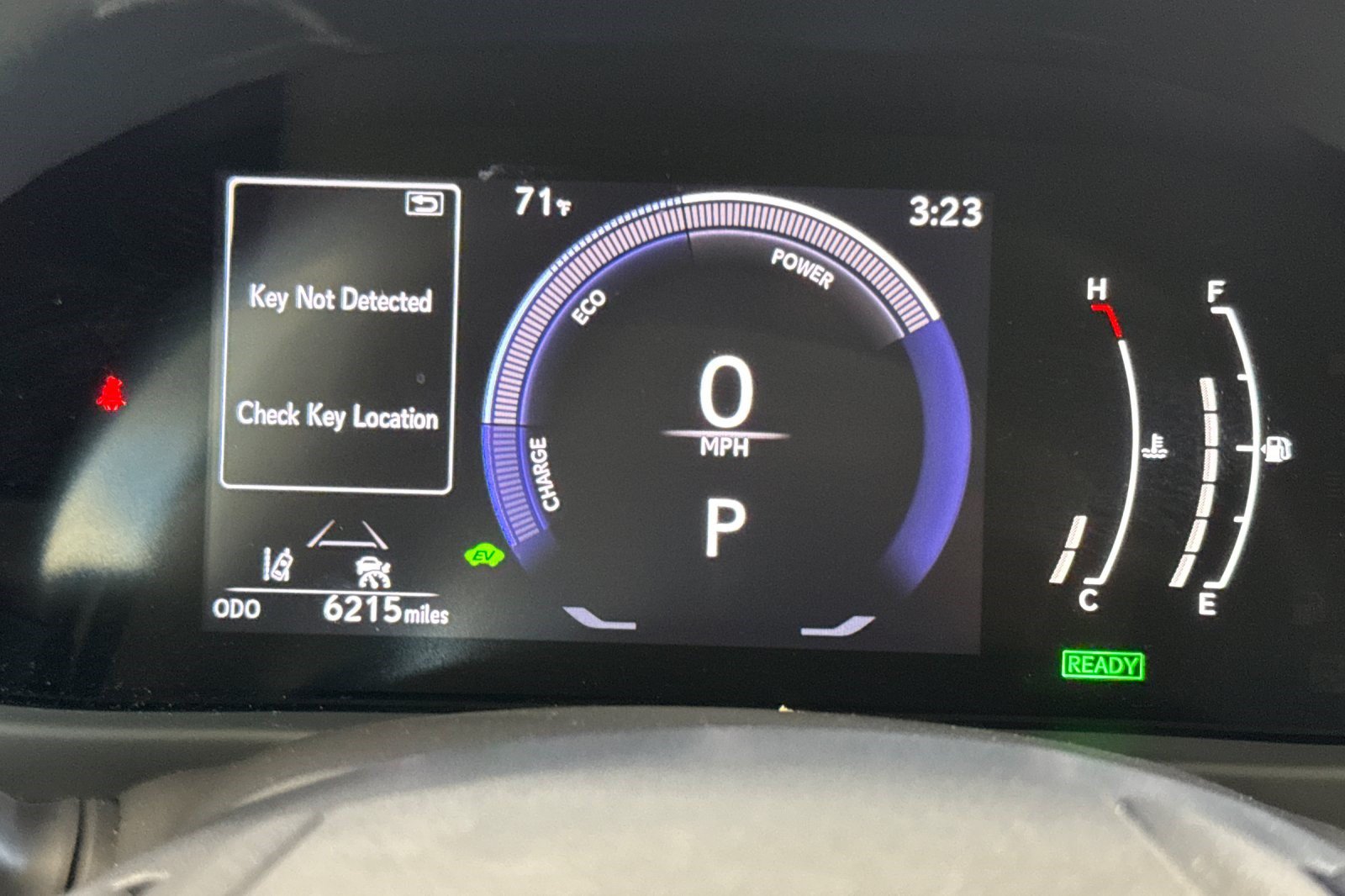 Certified 2026 Lexus UX 300h FWD w/ Accessory Package (Z1) image 34