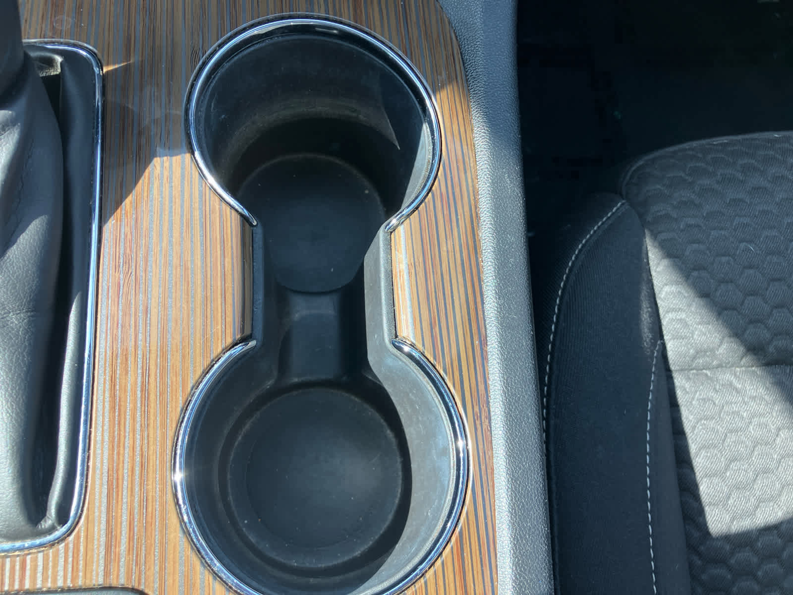 Used 2019 GMC Acadia SLE image 14