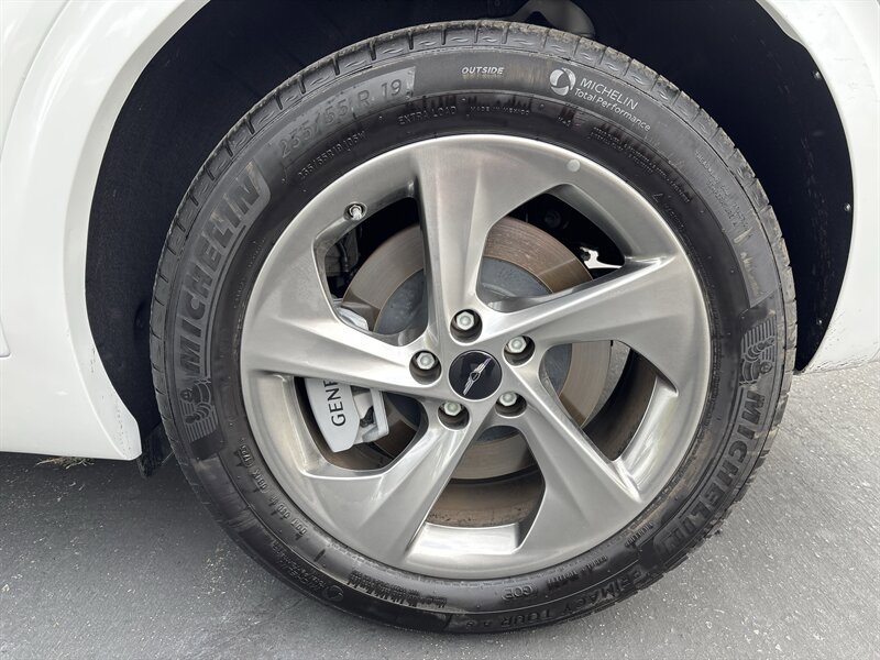 Used 2026 Genesis GV70 2.5T Select AWD/4WD image 19