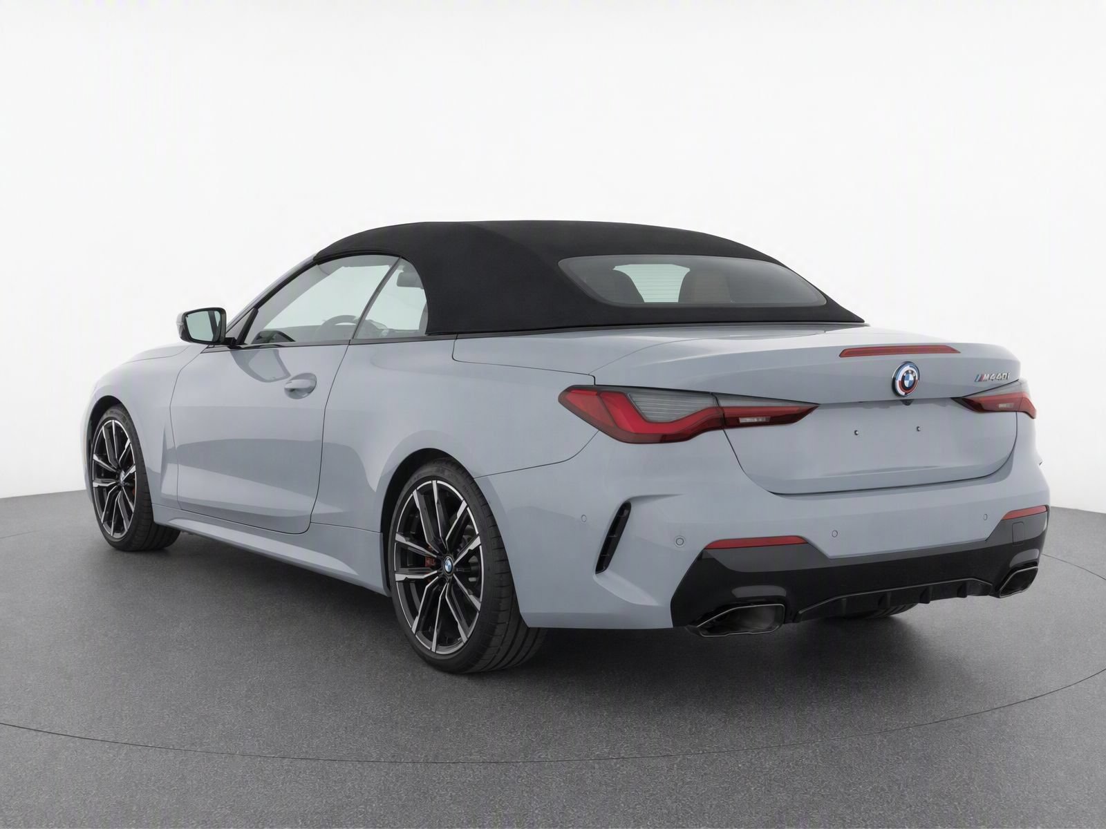 Used 2023 BMW M440i Convertible w/ Premium Package RWD image 7