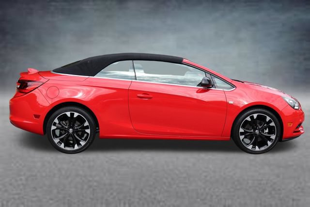 Used 2018 Buick Cascada Sport Touring w/ Dark Effects Package FWD image 2
