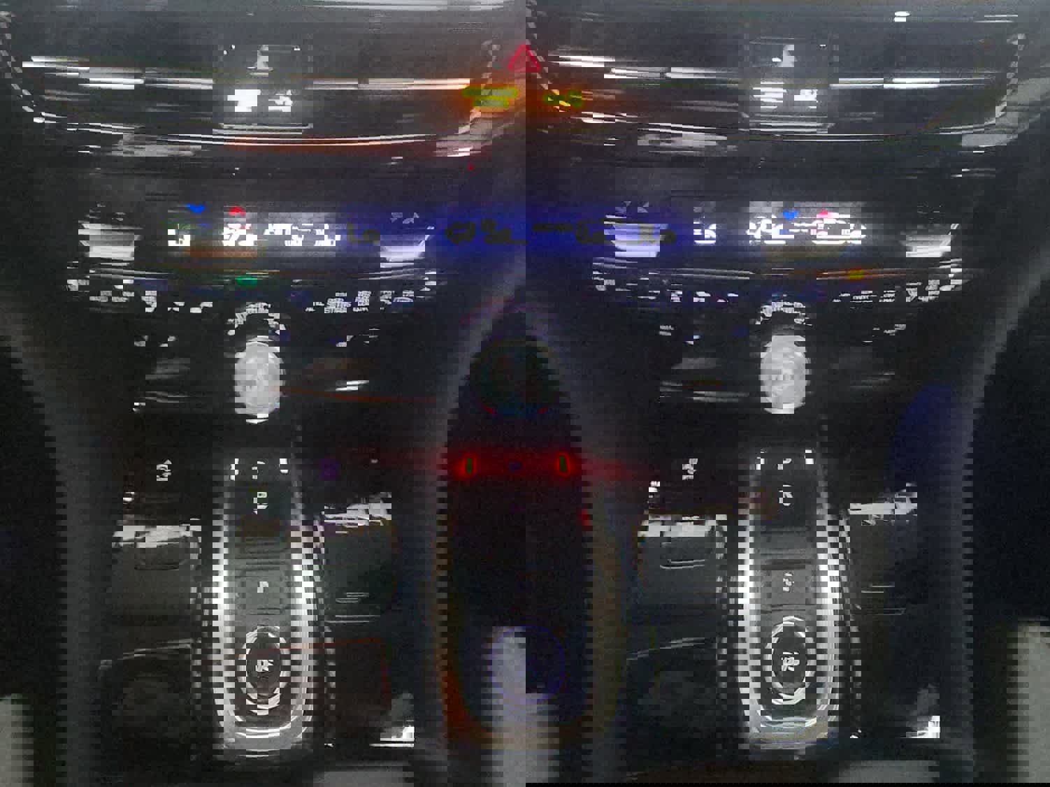 Used 2024 Acura MDX FWD w/ Technology Package image 29