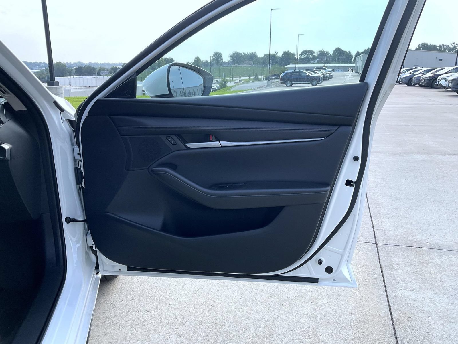 New 2026 MAZDA MAZDA3 2.5 S Sedan w/ Preferred Pkg FWD image 18