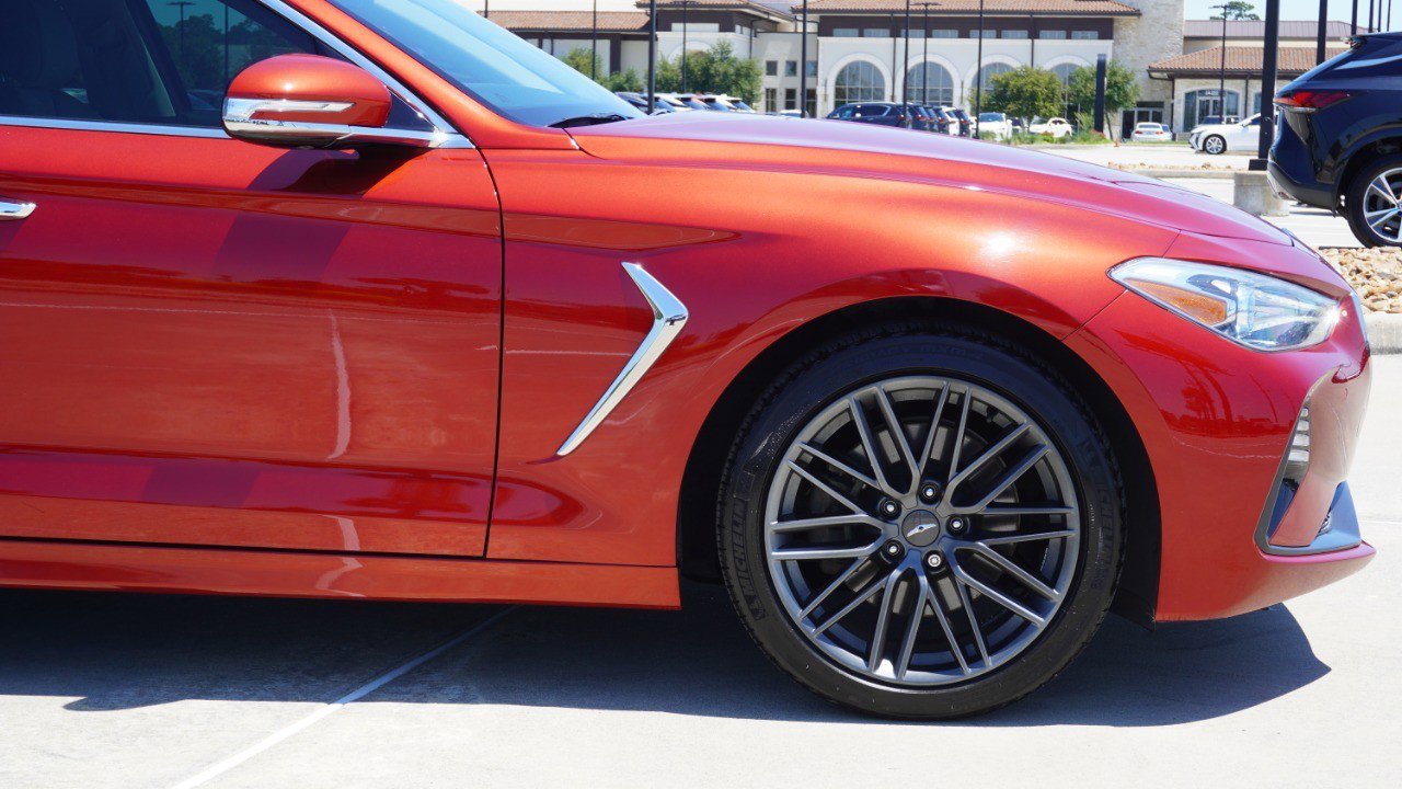 Used 2019 Genesis G70 2.0T Advanced w/ Elite Package RWD image 9