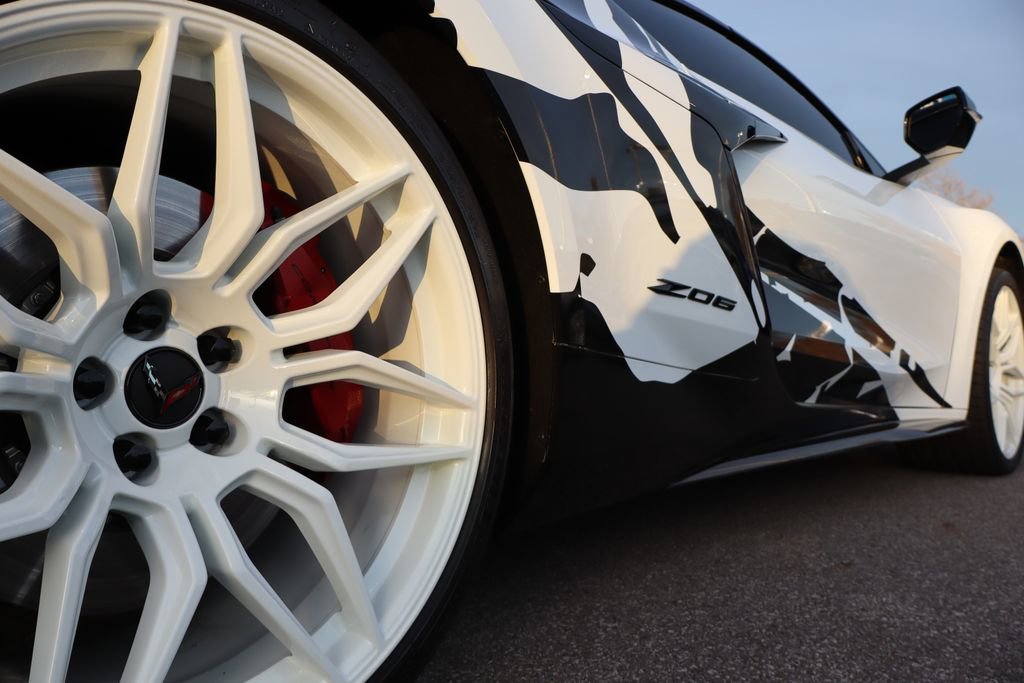 Used 2024 Chevrolet Corvette Z06 image 39
