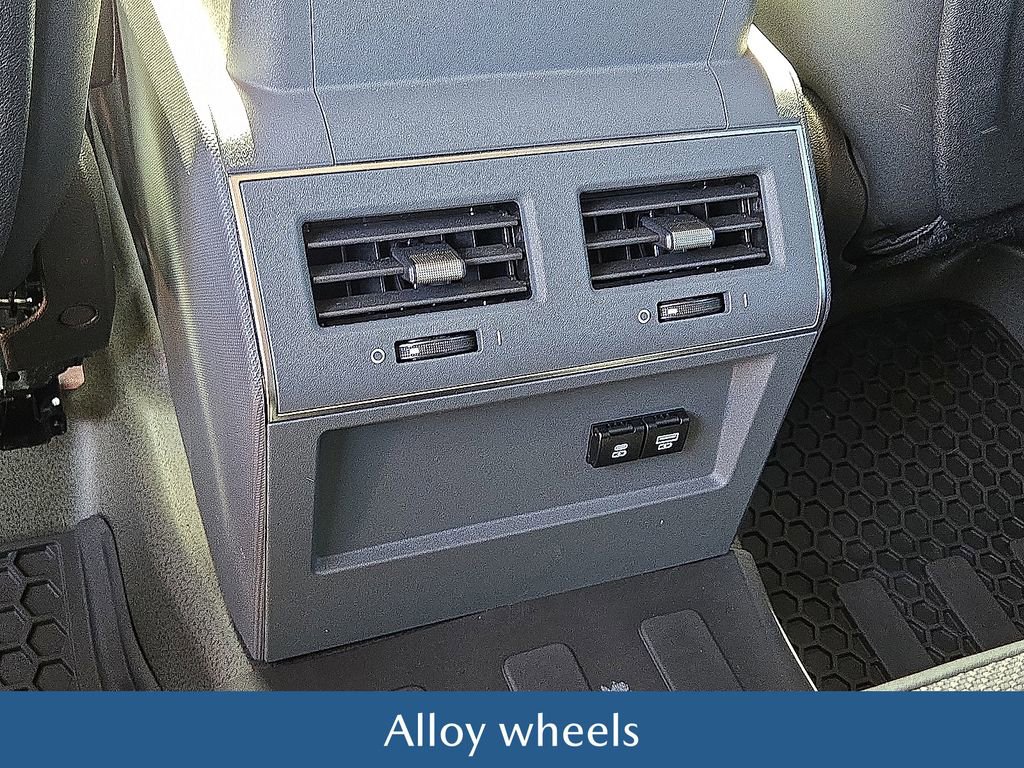 Used 2025 INEOS Grenadier Fieldmaster Edition image 15