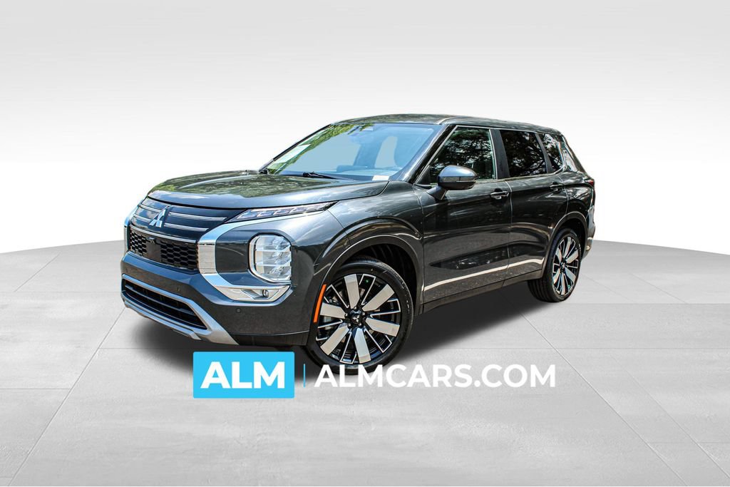 Used 2025 Mitsubishi Outlander SE FWD image 1