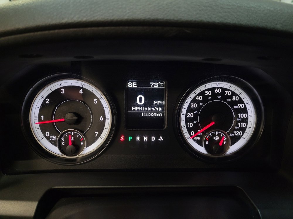 Used 2015 RAM 1500 Express RWD image 23