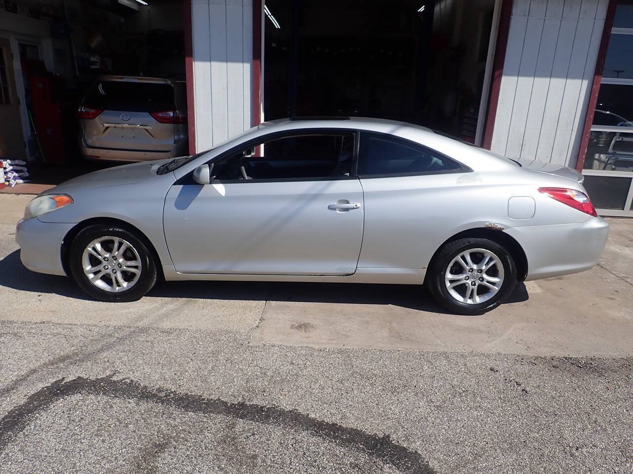 Used 2006 Toyota Solara SE Sport FWD image 11