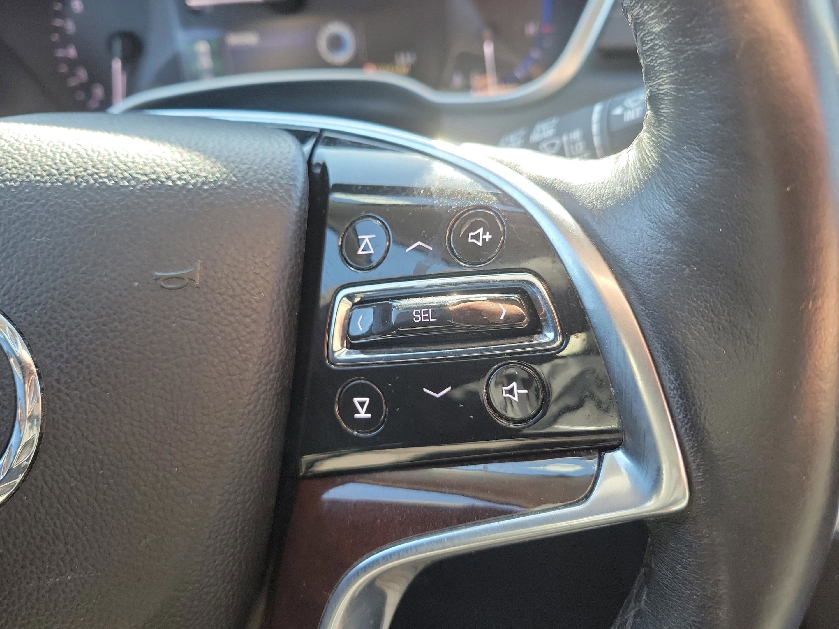 Used 2016 Cadillac SRX Luxury w/ Driver Awareness Package image 7