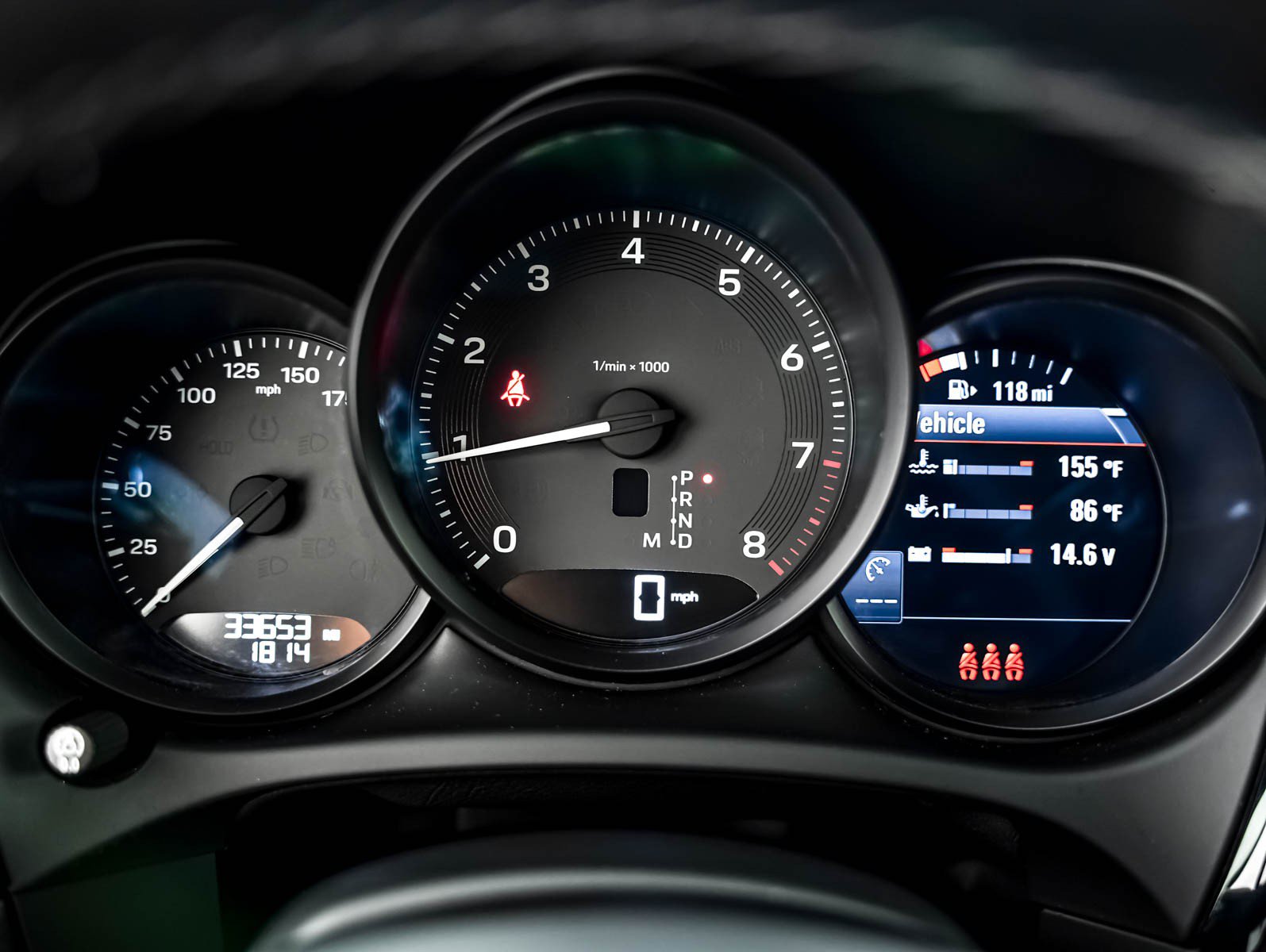 Certified 2023 Porsche Macan AWD/4WD image 18