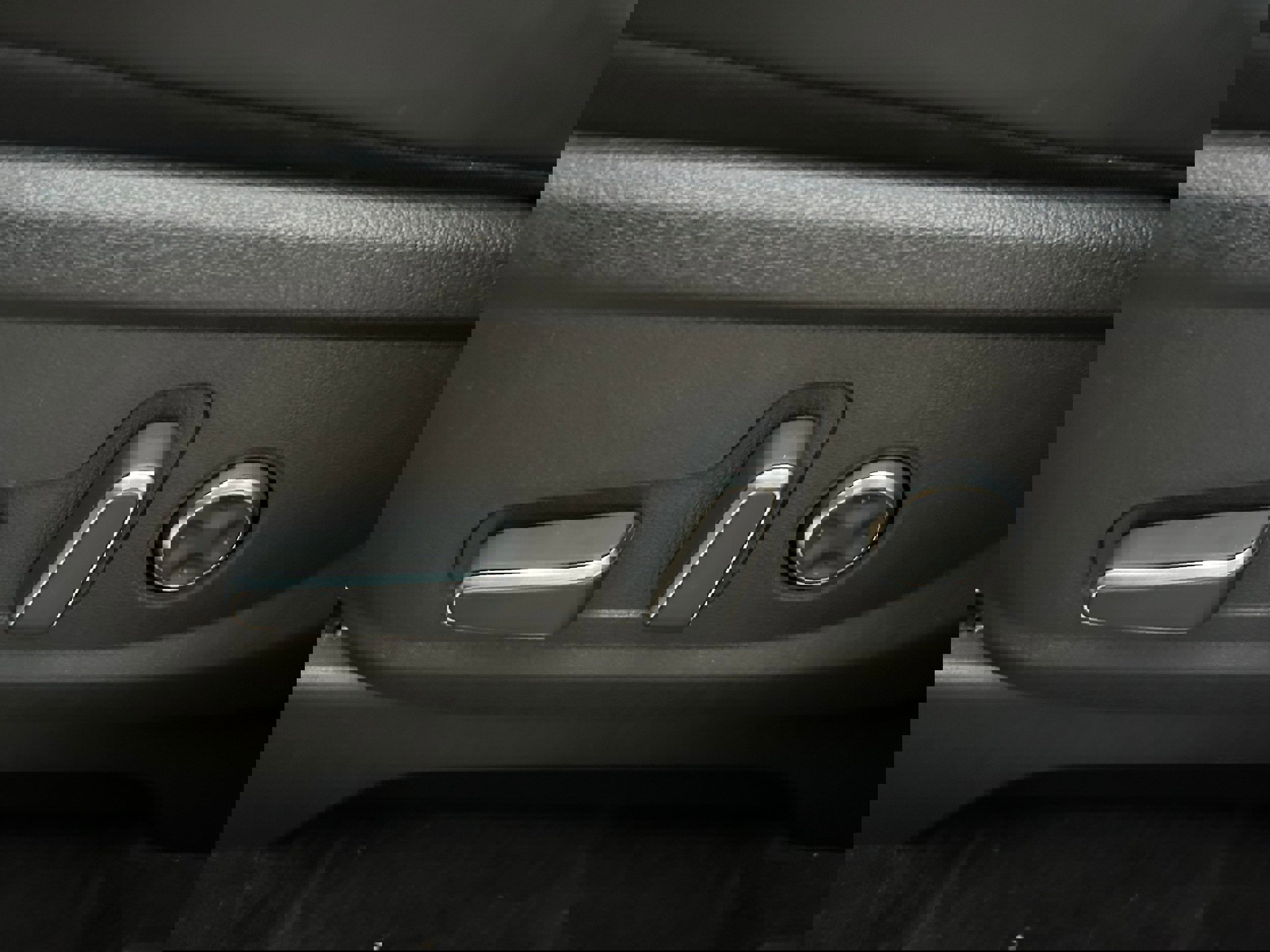 Used 2023 Hyundai Palisade SEL w/ Premium Package image 12