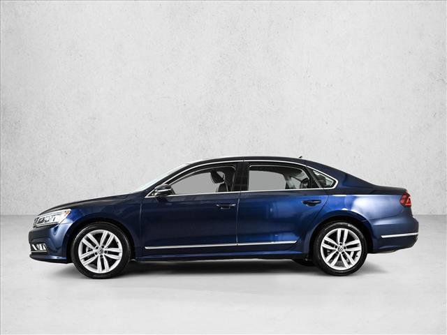 Used 2018 Volkswagen Passat 2.0T SEL Premium image 9