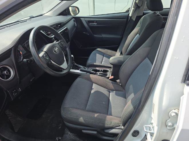 Used 2017 Toyota Corolla LE FWD image 5
