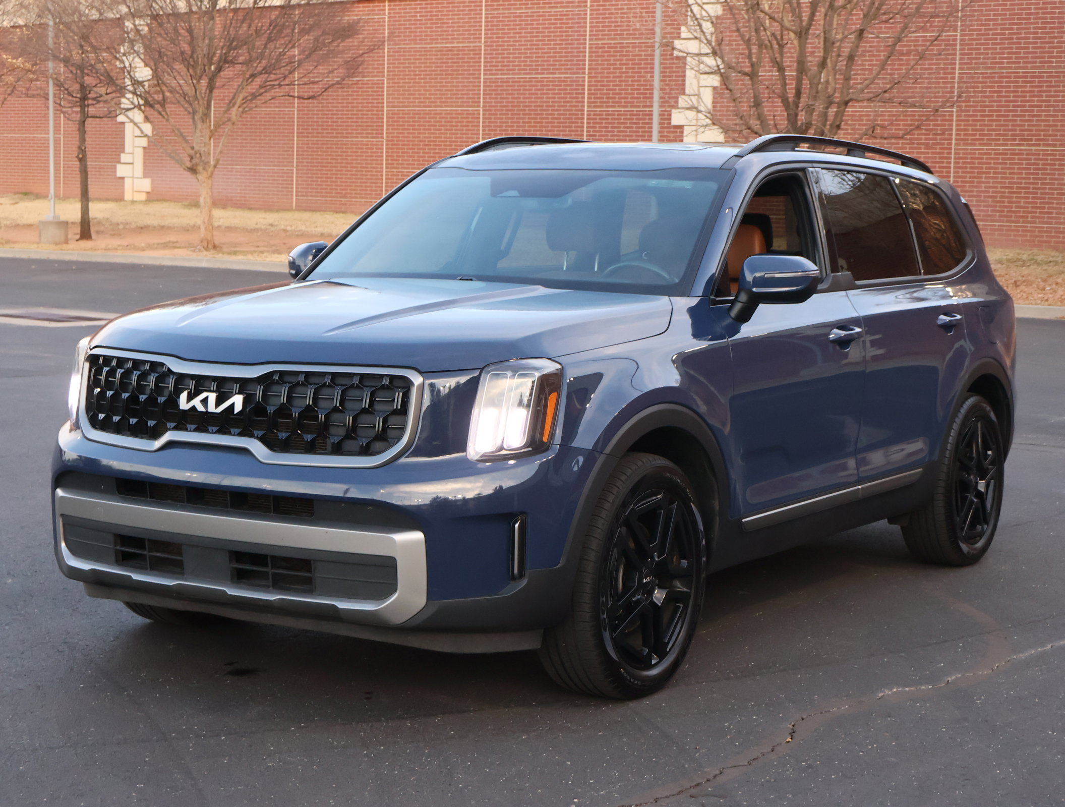 Used 2023 Kia Telluride EX X-Line image 34
