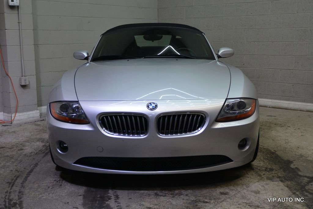 Used 2003 BMW Z4 3.0i image 11