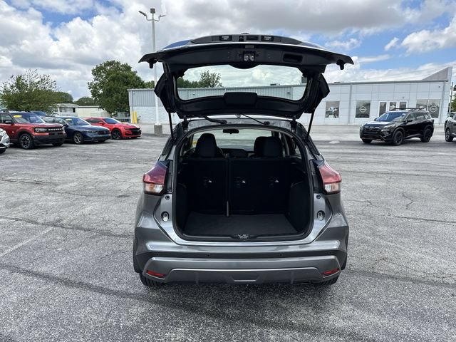 Used 2024 Nissan Kicks S FWD image 21
