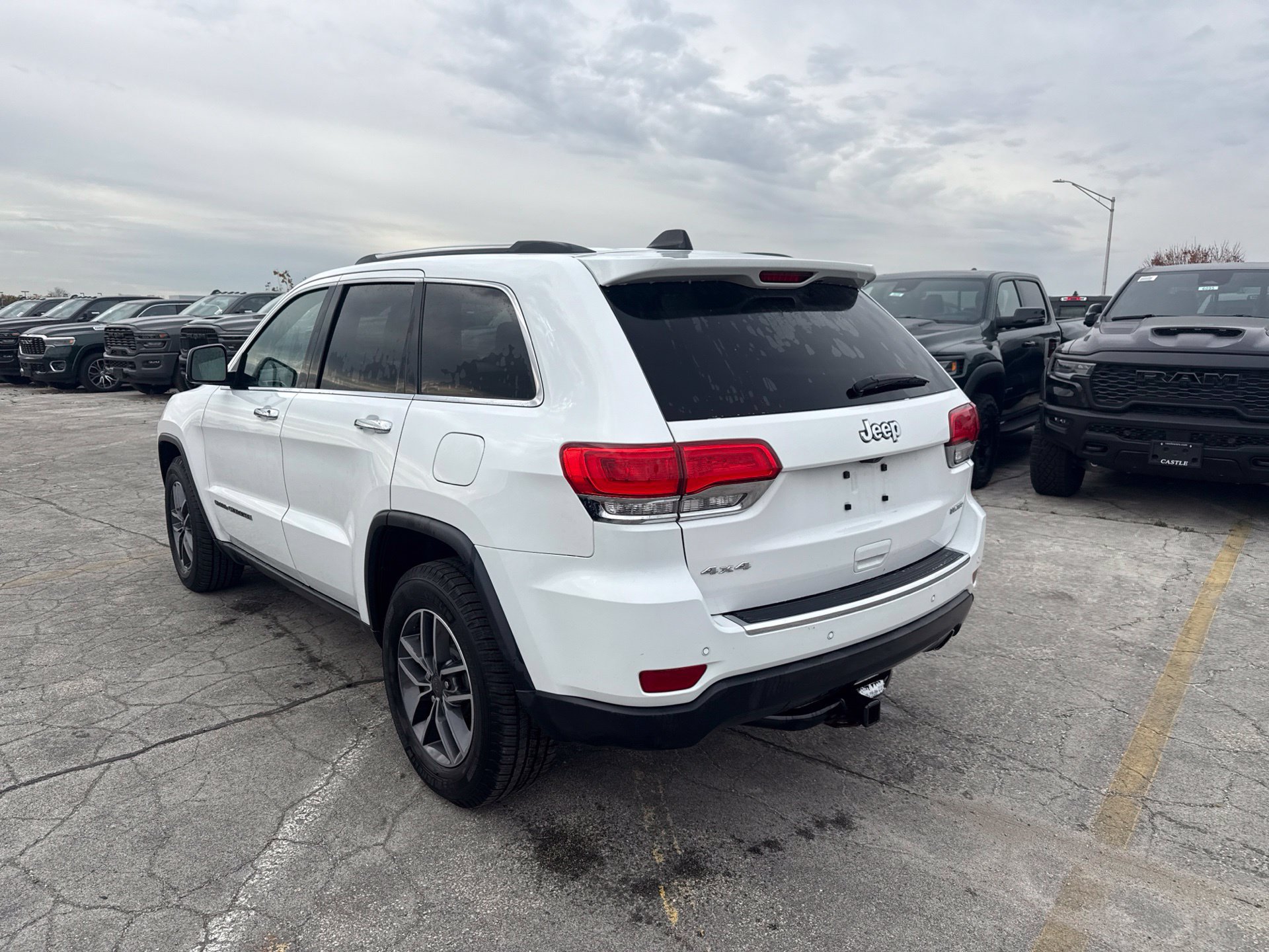 Used 2019 Jeep Grand Cherokee Limited w/ Luxury Group II AWD/4WD image 8