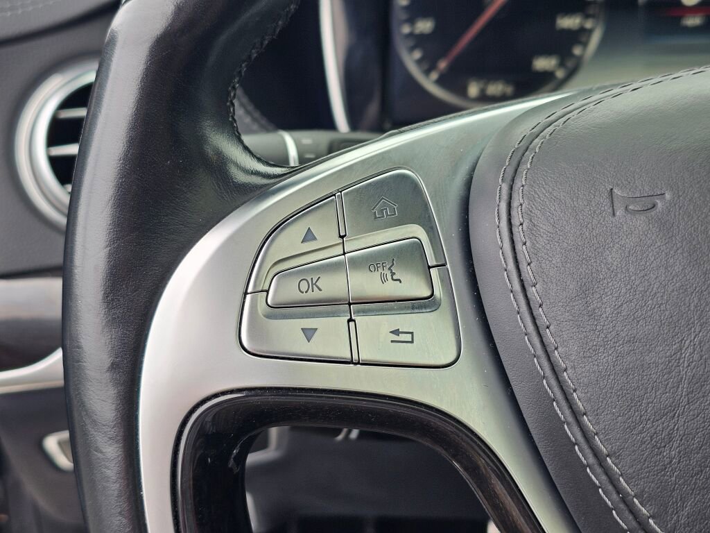 Used 2016 Mercedes-Benz S 550 4MATIC Sedan image 37