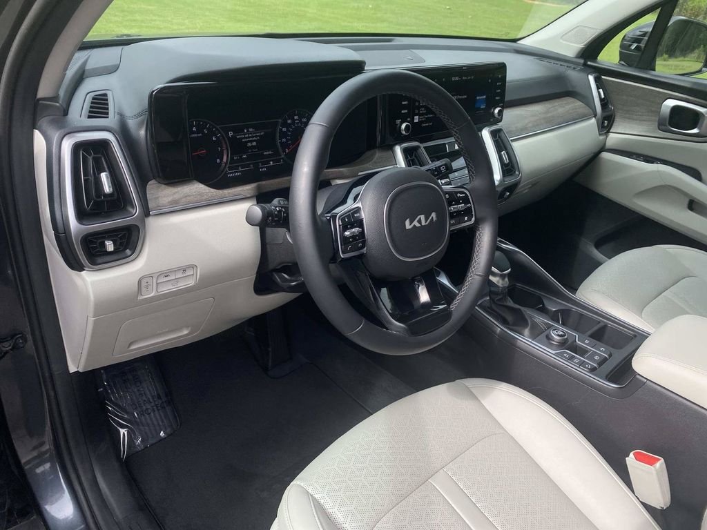 Used 2023 Kia Sorento EX FWD image 22
