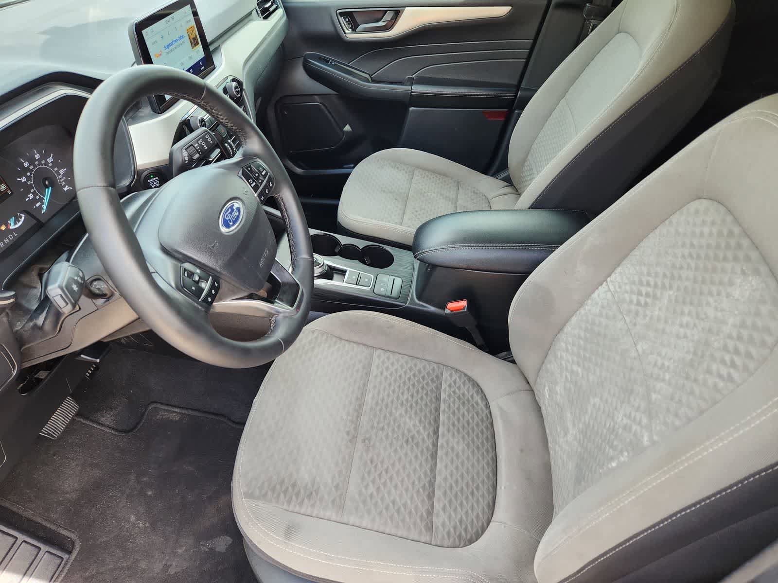 Used 2022 Ford Escape SE w/ SE Sport Appearance Package FWD image 10