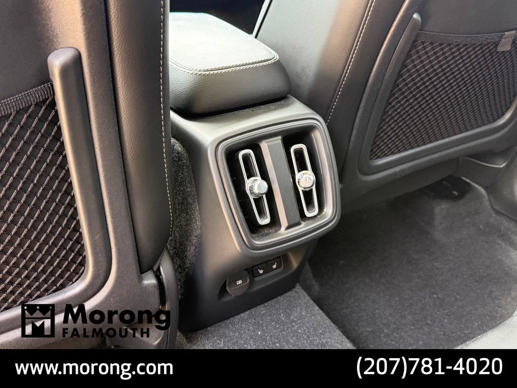 Used 2023 Volvo XC40 B5 Plus w/ Driver Assist Package AWD/4WD image 21