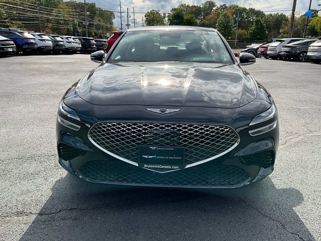 Used 2025 Genesis G70 2.5T image 2