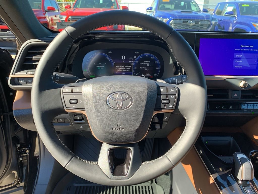 New 2025 Toyota Crown Signia image 23