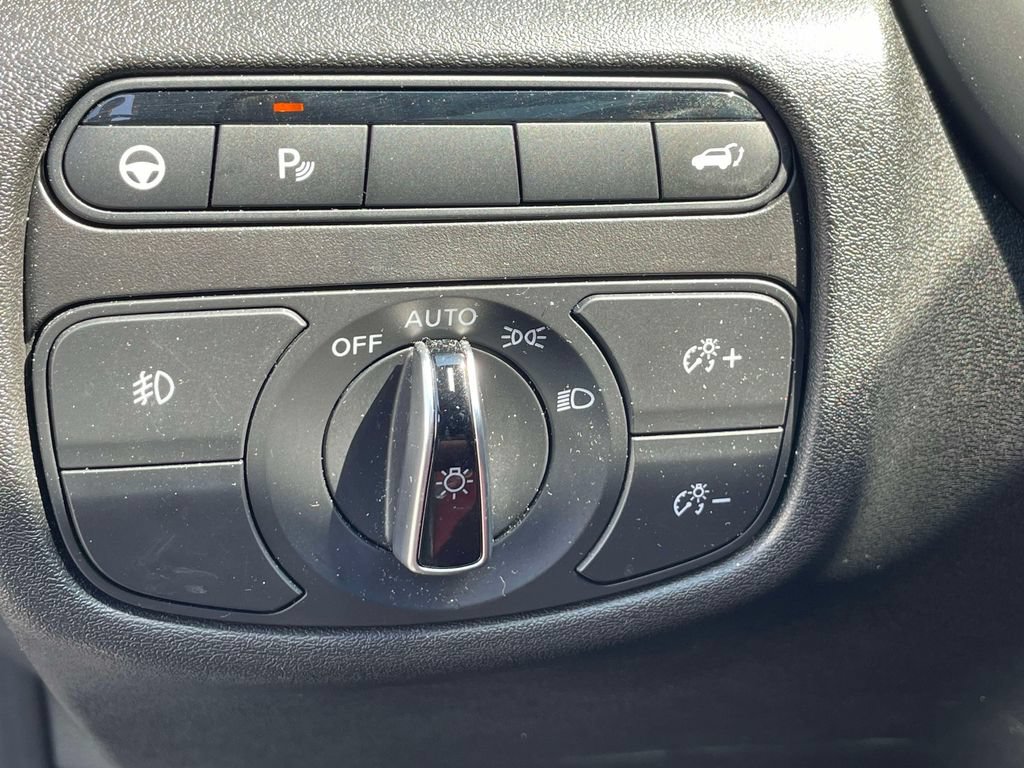 Used 2023 INFINITI QX50 Sport AWD/4WD image 25