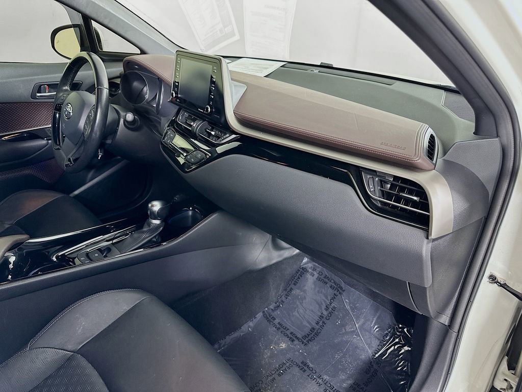 Used 2019 Toyota C-HR Limited image 36
