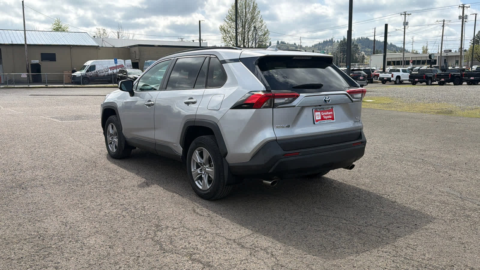 Used 2024 Toyota RAV4 XLE image 3