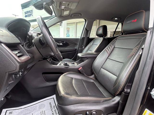 Used 2022 GMC Terrain AT4 image 10