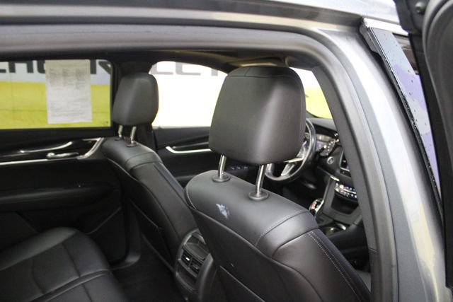 Used 2021 Cadillac XT5 Premium Luxury w/ LPO, Floor Liner Package AWD/4WD image 10