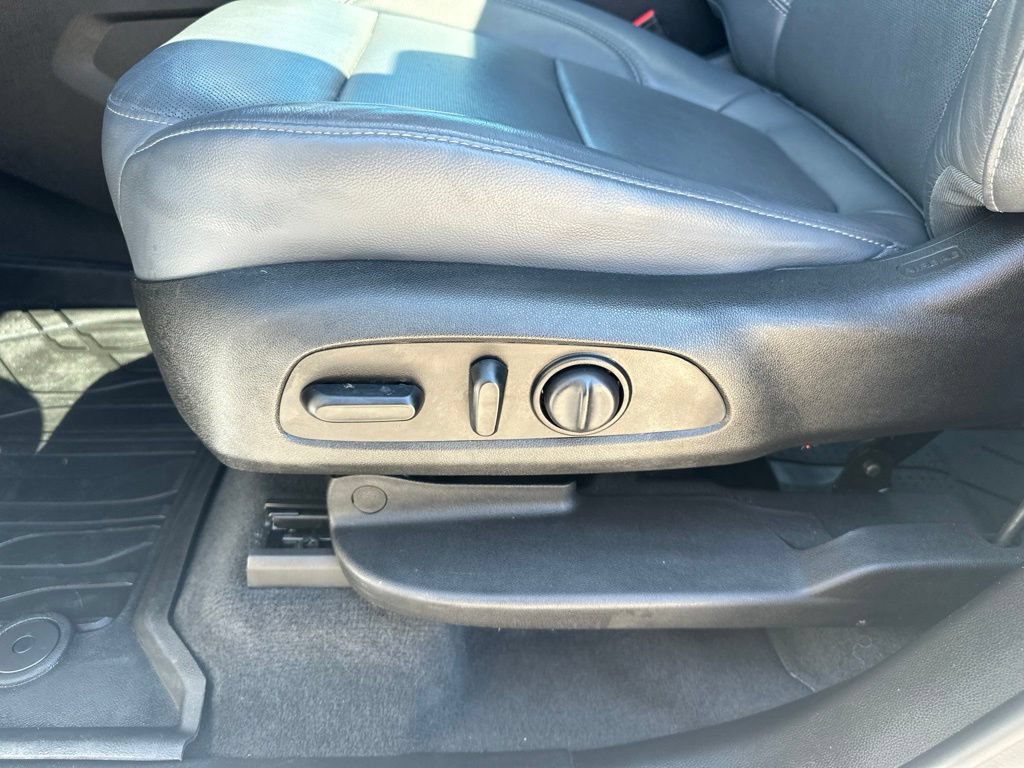 Certified 2021 Chevrolet Traverse Premier AWD/4WD image 12