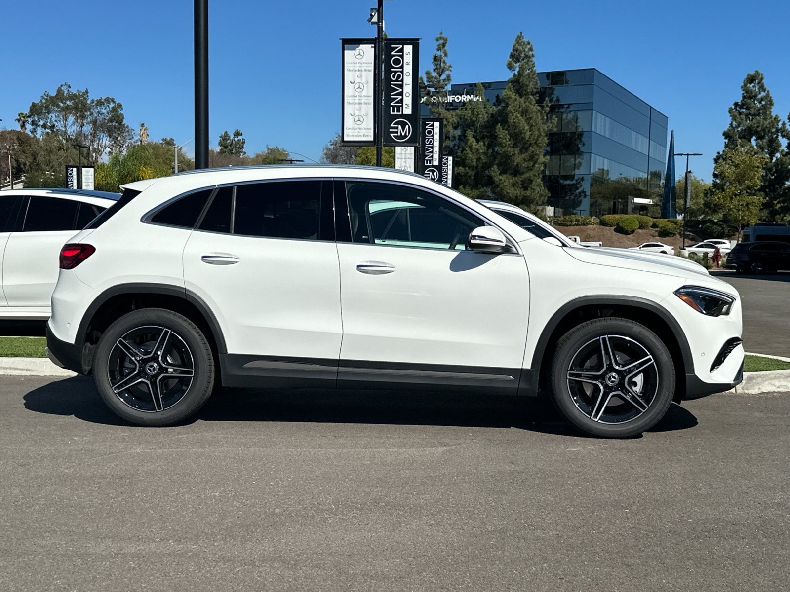 New 2026 Mercedes-Benz GLA 250 image 2