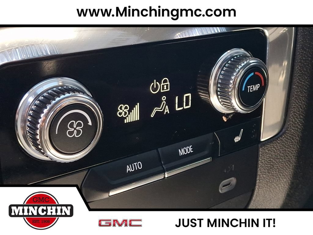Used 2023 GMC Yukon Denali AWD/4WD image 12